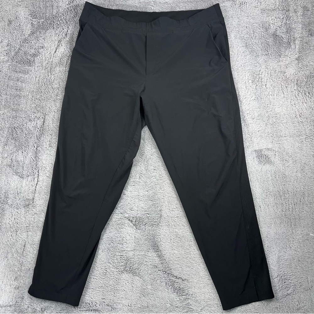 Athleta size 16 black Brooklyn ankle pant
